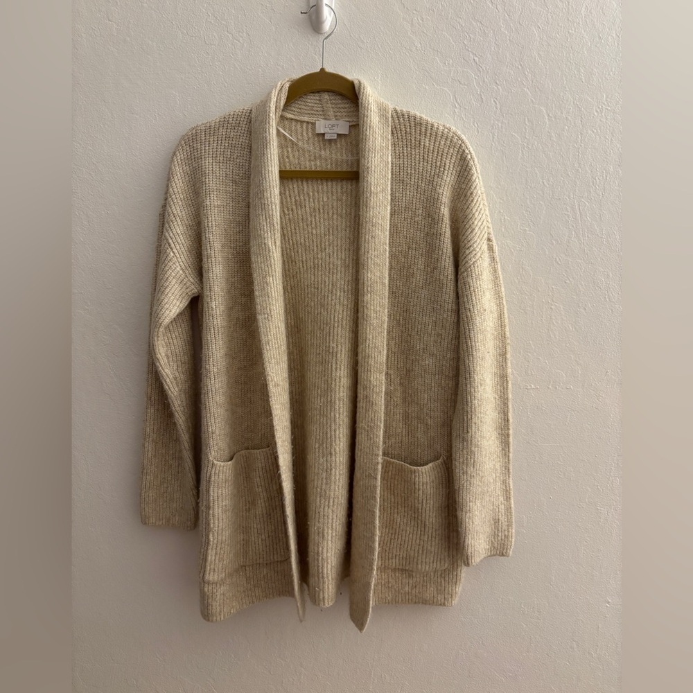 LOFT Outlet Beige Open Front Cardigan with pockets!  - Size Small